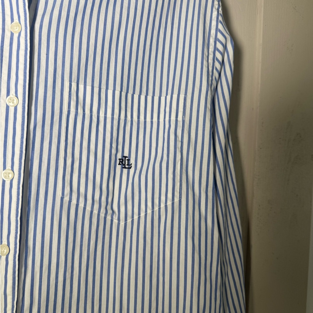 Ralph Lauren Blue and White Striped Cotton Button-Up Shirt embroidered logo - Picture 3 of 7